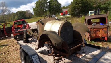 Photo of Abandoned 1917 Cadillac Has Been Sitting for 93 Years, V8 Engine Wants to Live.