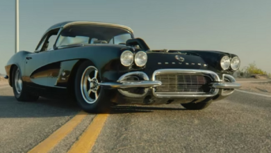 Photo of 1962 Chevrolet Corvette: This Classic Car Is A Beast Of A Street Racer